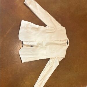 Harve Benard White Open Collar Blazer